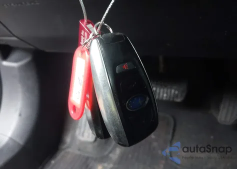 2020 Subaru Legacy Premium из США, поврежденный, VIN 4S3BWAC66L3018941